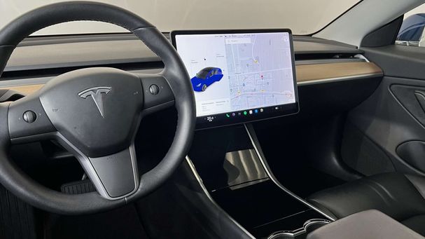 Tesla Model 3 Plus 175 kW image number 11