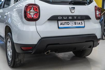 Car image 40