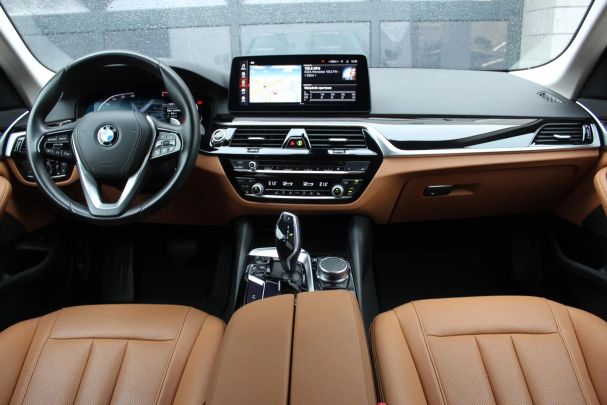 BMW 518d 110 kW image number 6