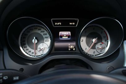 Car image 36