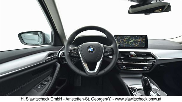 BMW 520d xDrive 140 kW image number 20