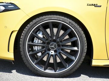 Car image 35