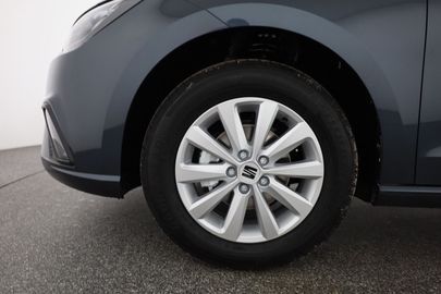 Car image 28