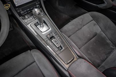 Car image 36