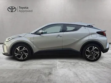 Car image 3