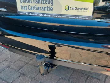 Car image 40