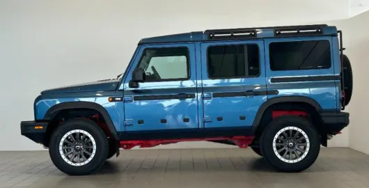 Car image 4