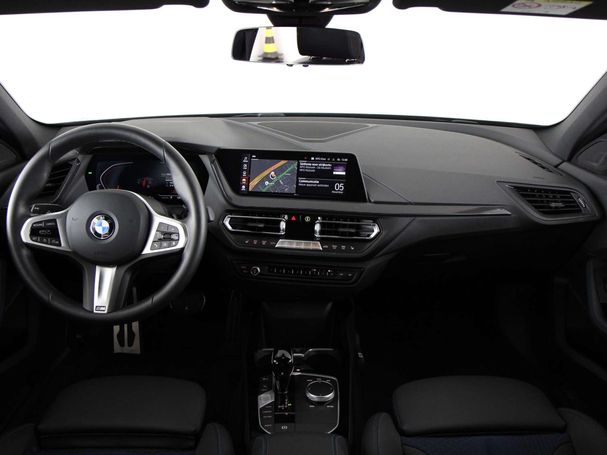 BMW 118i 100 kW image number 13