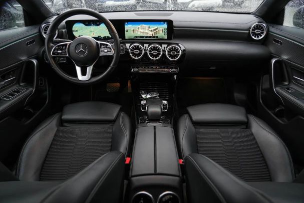 Mercedes-Benz CLA 180 85 kW image number 8