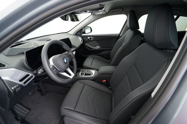 BMW 120i 115 kW image number 6