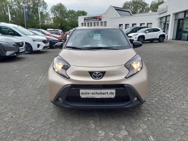 Toyota Aygo X 1.0 53 kW image number 4