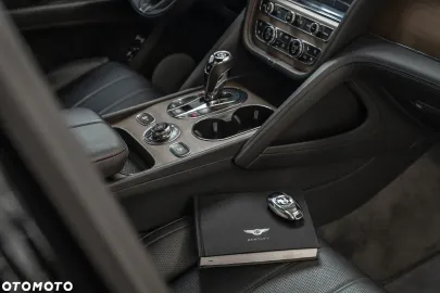 Car image 40