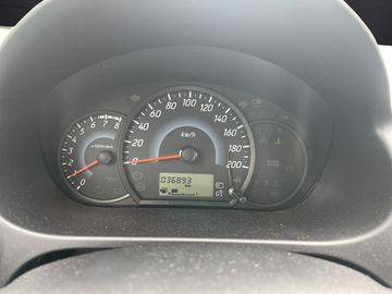 Car image 24