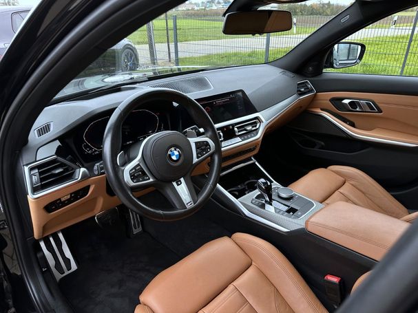 BMW 340i xDrive Touring 275 kW image number 11