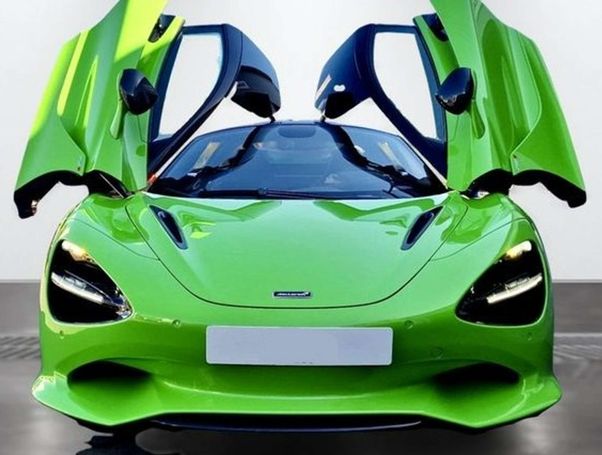 McLaren 750S 552 kW image number 4