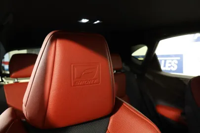 Car image 35