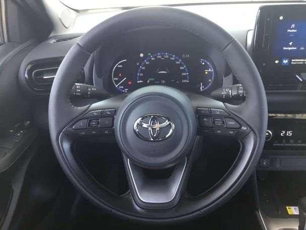 Toyota Yaris Cross 1.5 Hybrid CVT 85 kW image number 2