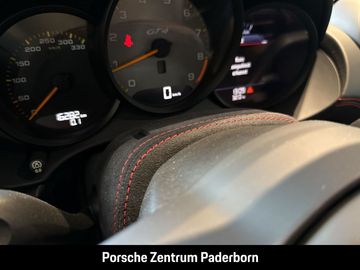 Car image 36