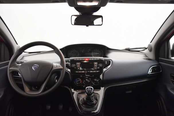 Lancia Ypsilon 51 kW image number 14