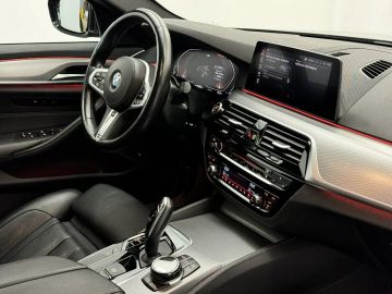 Car image 33