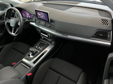 Car image 23