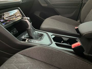 Car image 36