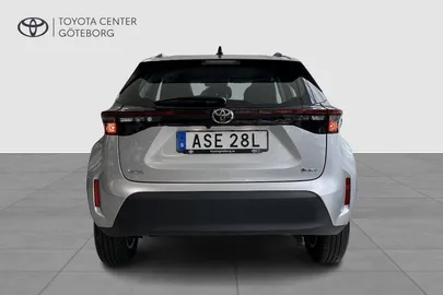 Car image 3