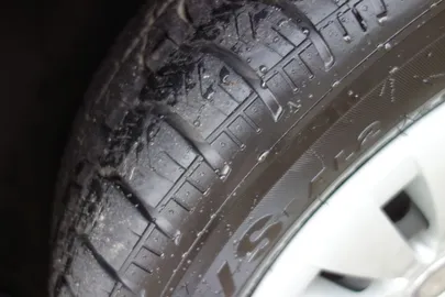 Car image 29