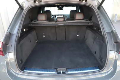Car image 38