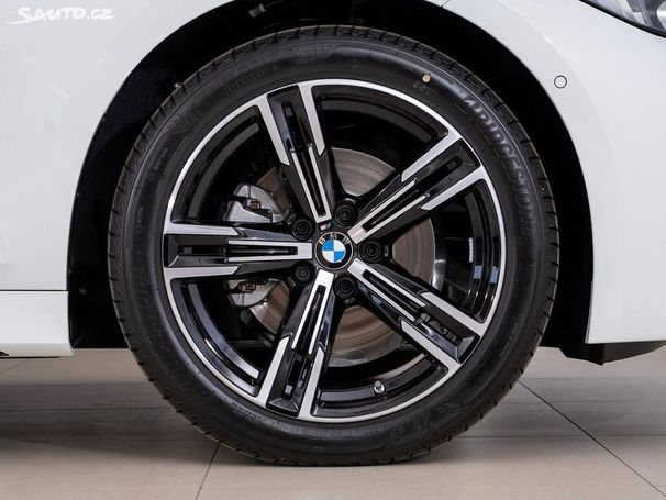 BMW 320d Touring xDrive 140 kW image number 12