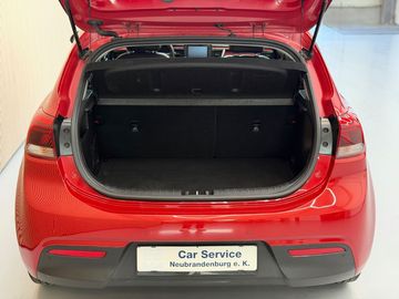 Car image 30