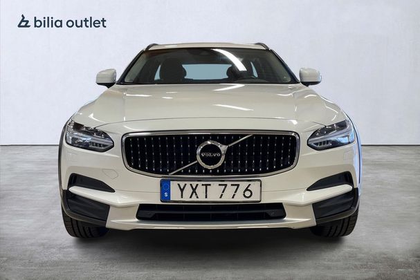 Volvo V90 Cross Country D4 AWD 140 kW image number 3