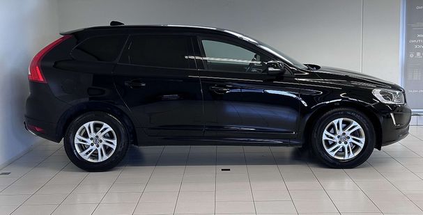 Volvo XC60 D4 AWD Geartronic Kinetic 140 kW image number 3