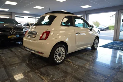 Car image 5