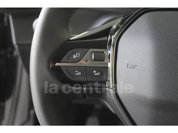 Peugeot 208 PureTech 100 Allure 74 kW image number 19