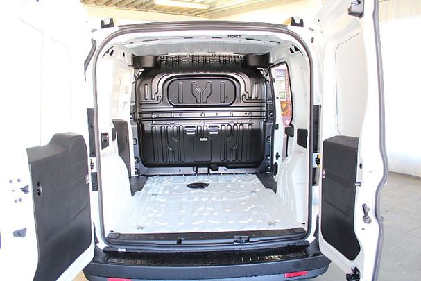 Fiat Doblo Cargo 77 kW image number 4