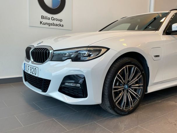 BMW 330e Touring M Sport xDrive 216 kW image number 5