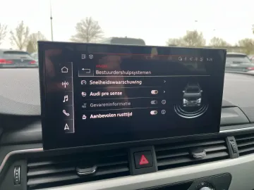 Car image 35