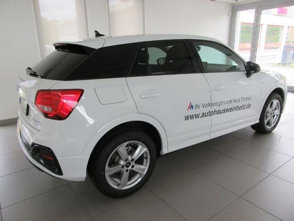 Audi Q2 35 TFSI S-line 110 kW image number 8