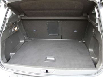 Car image 37