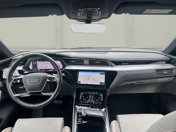 Audi e-tron 55 quattro S-line Sportback 300 kW image number 9