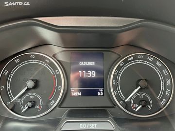 Car image 22