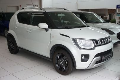 Car image 4