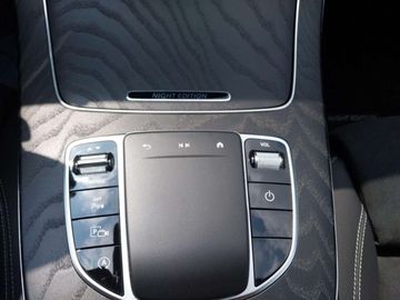 Car image 38