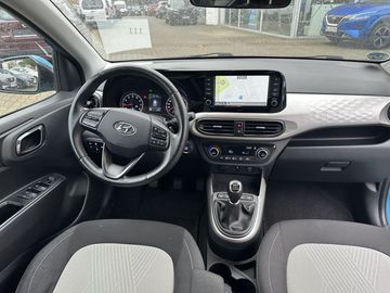 Car image 10