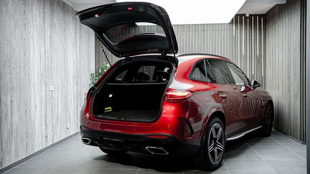 Mercedes-Benz GLC 300 198 kW image number 19