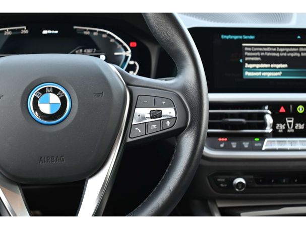 BMW 330 Touring 185 kW image number 25