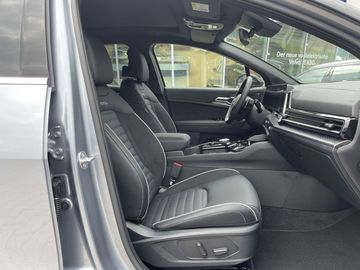 Car image 33