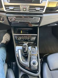 Car image 35