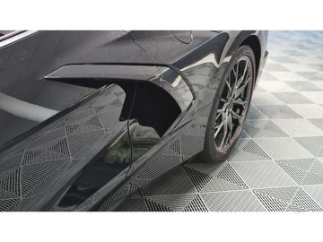 Car image 43